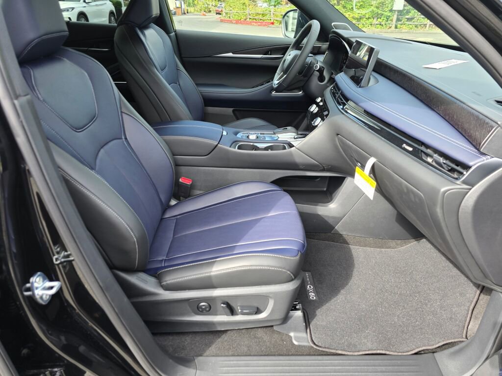 New 2026 INFINITI QX60 Sport w/ Dark Cargo Package image 10