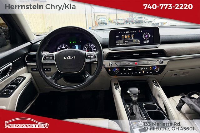 Used 2022 Kia Telluride EX w/ EX Premium Package image 6