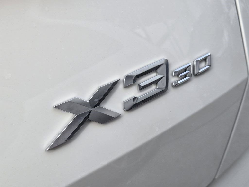 Certified 2026 BMW X3 xDrive30i w/ M Sport Package AWD/4WD image 9