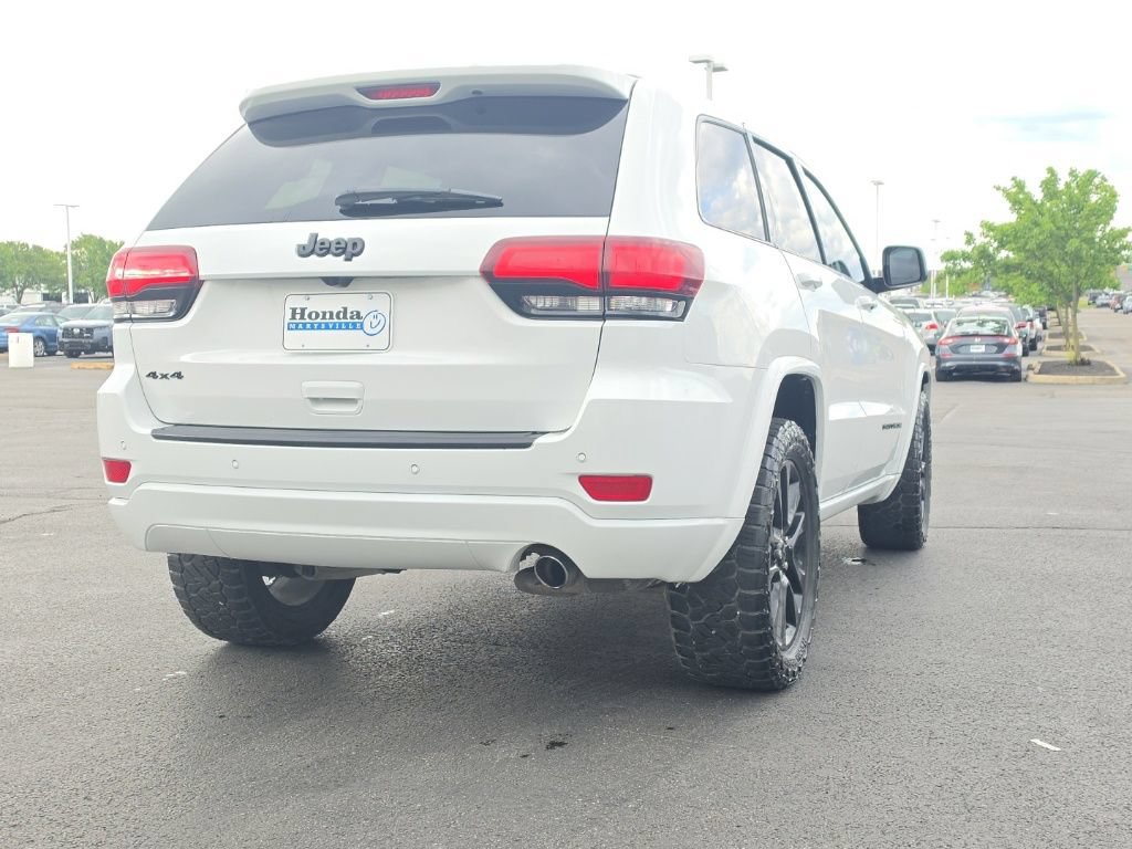 Used 2019 Jeep Grand Cherokee Altitude AWD/4WD image 8
