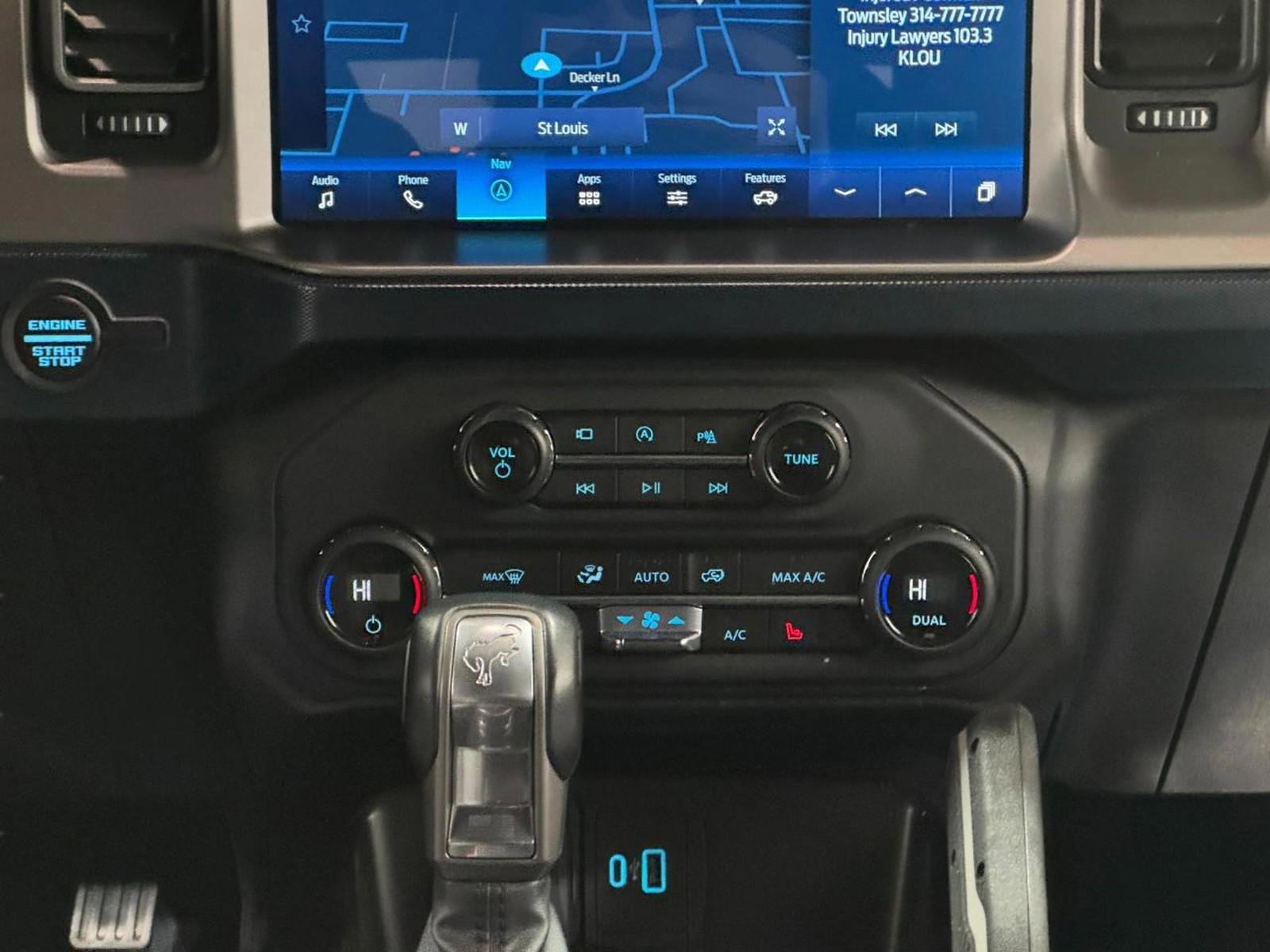 Used 2021 Ford Bronco Outer Banks image 14