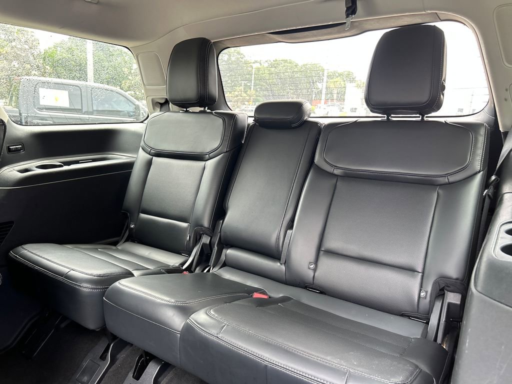 Used 2025 Ford Expedition Platinum AWD/4WD image 15