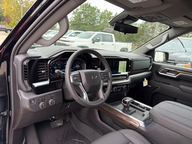 New 2026 Chevrolet Silverado 1500 RST w/ RST All Star Premium Package AWD/4WD image 13