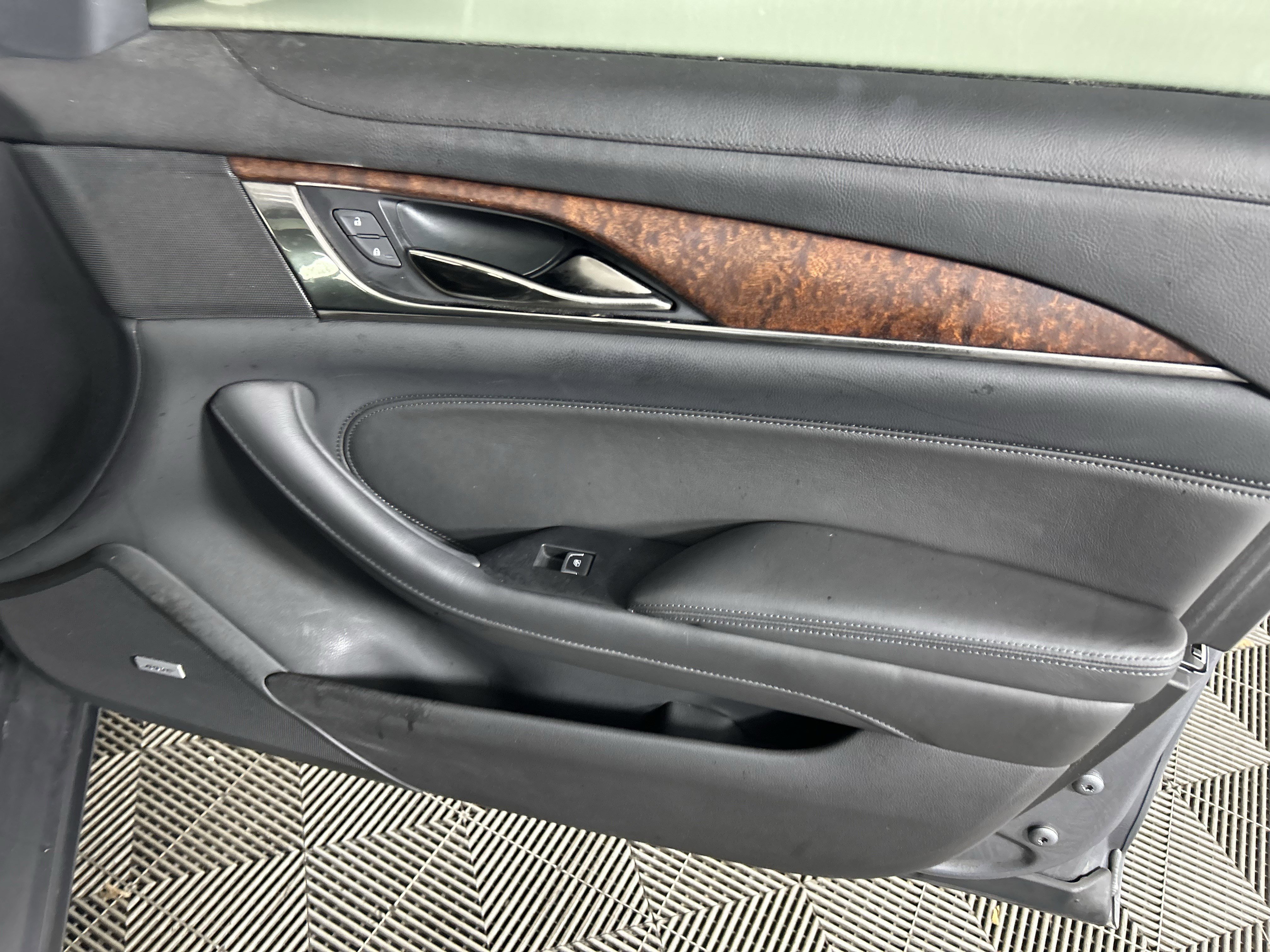 Used 2019 Cadillac CTS Luxury image 41