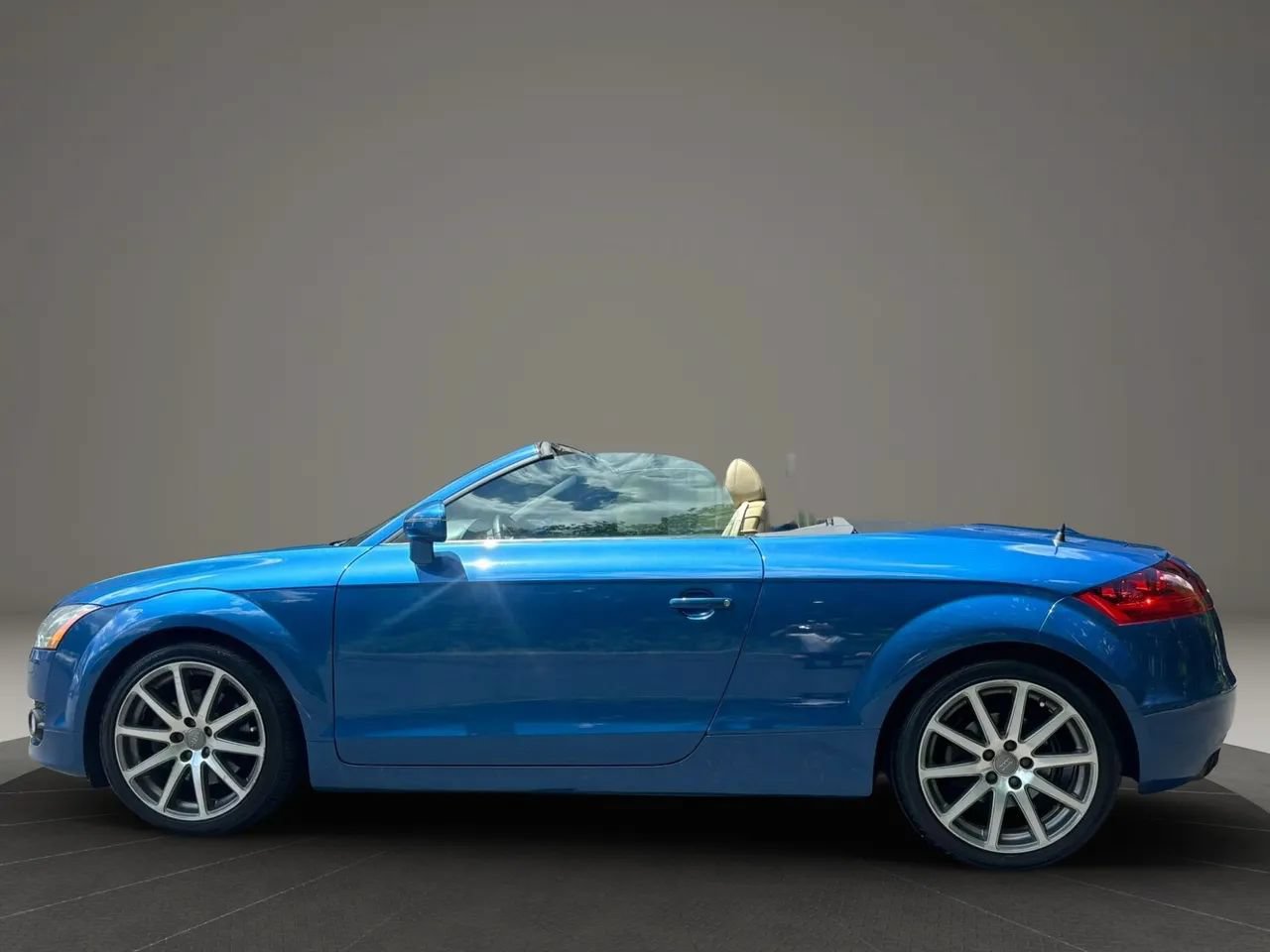 Used 2009 Audi TT 2.0T Premium Plus AWD/4WD image 25