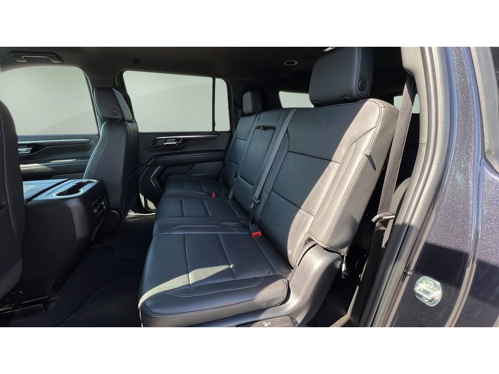 Certified 2025 Chevrolet Suburban Z71 AWD/4WD image 28