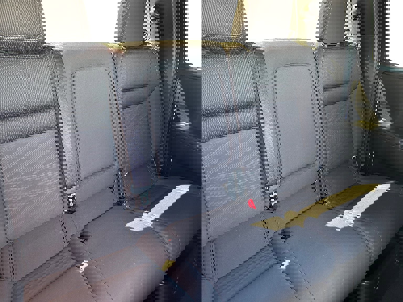 Used 2023 Nissan Frontier SV w/ Midnight Edition Package image 18