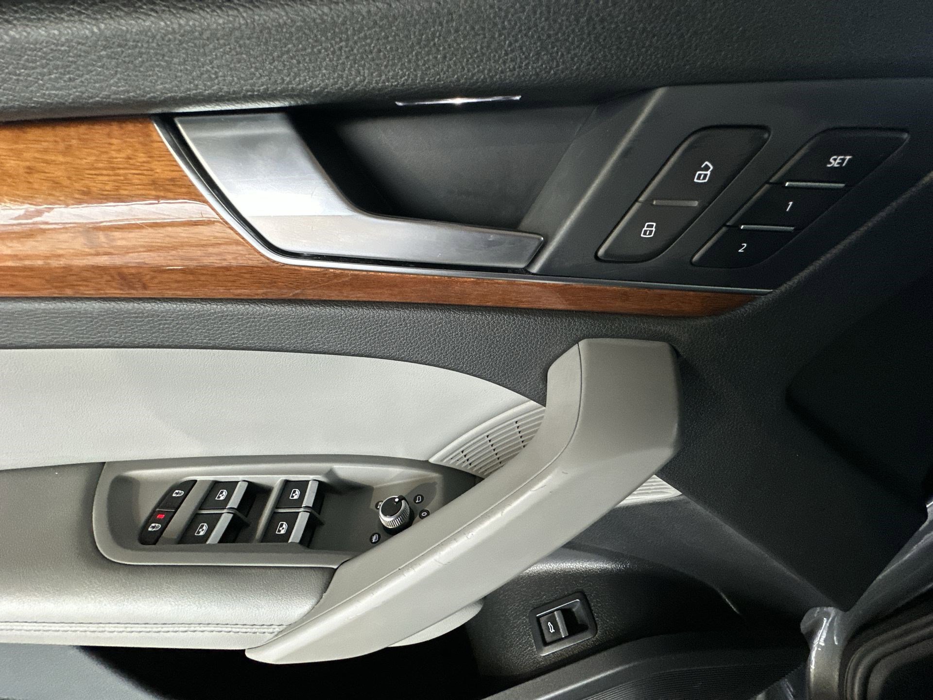 Used 2022 Audi Q5 2.0T Premium Plus image 15