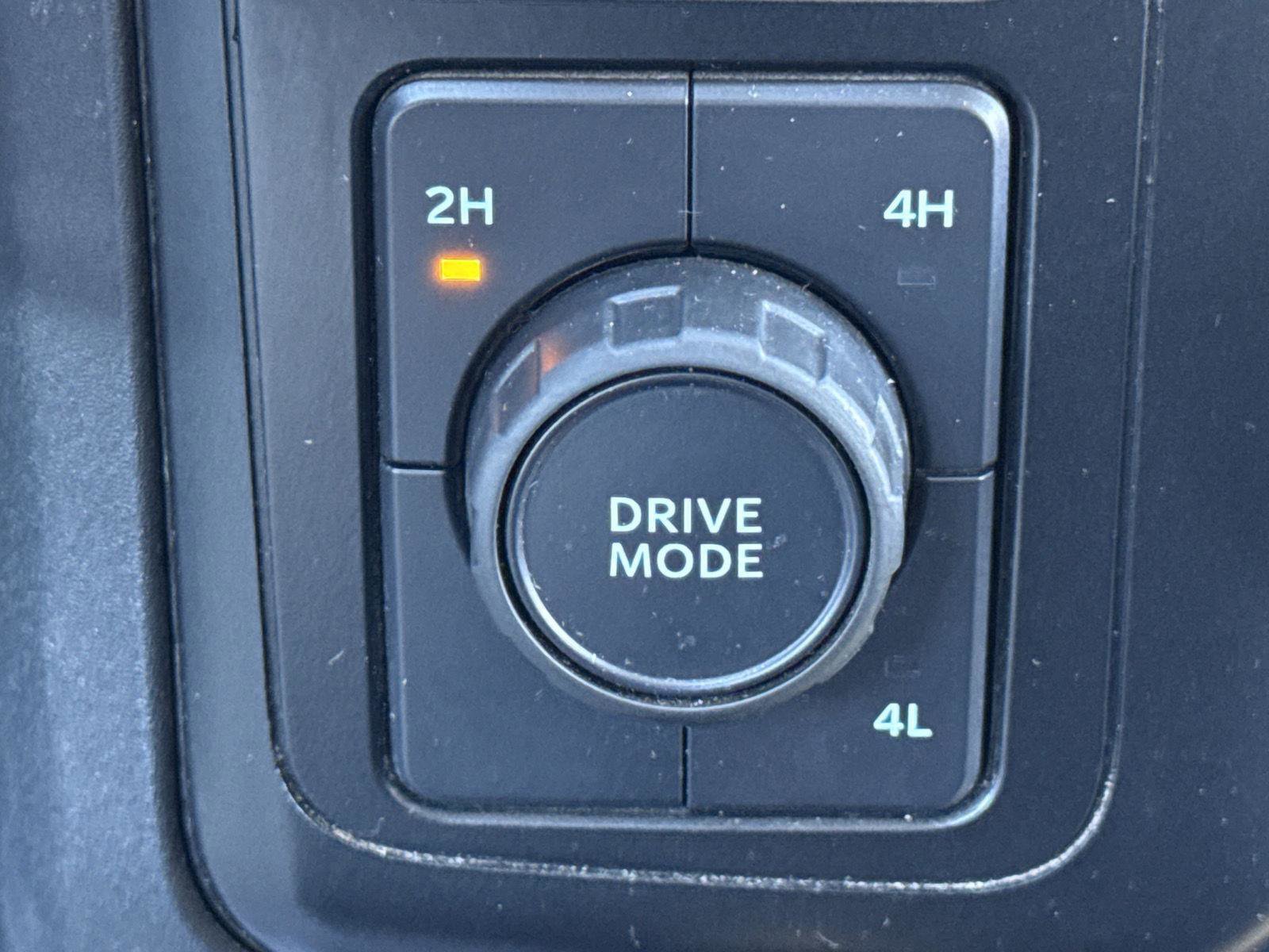 Used 2024 Ford F250 XLT AWD/4WD image 19