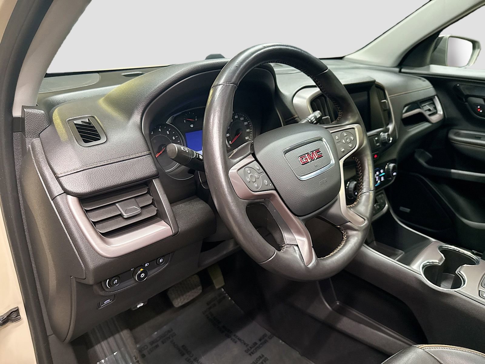 Used 2022 GMC Terrain AT4 w/ Infotainment Package II image 11