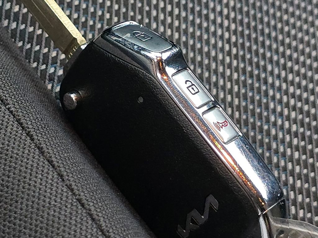 Used 2024 Kia Seltos LX image 33