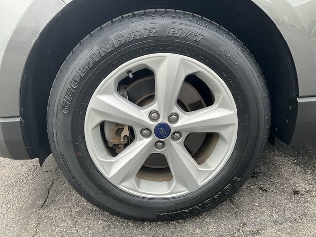 Used 2016 Ford Edge SE image 8