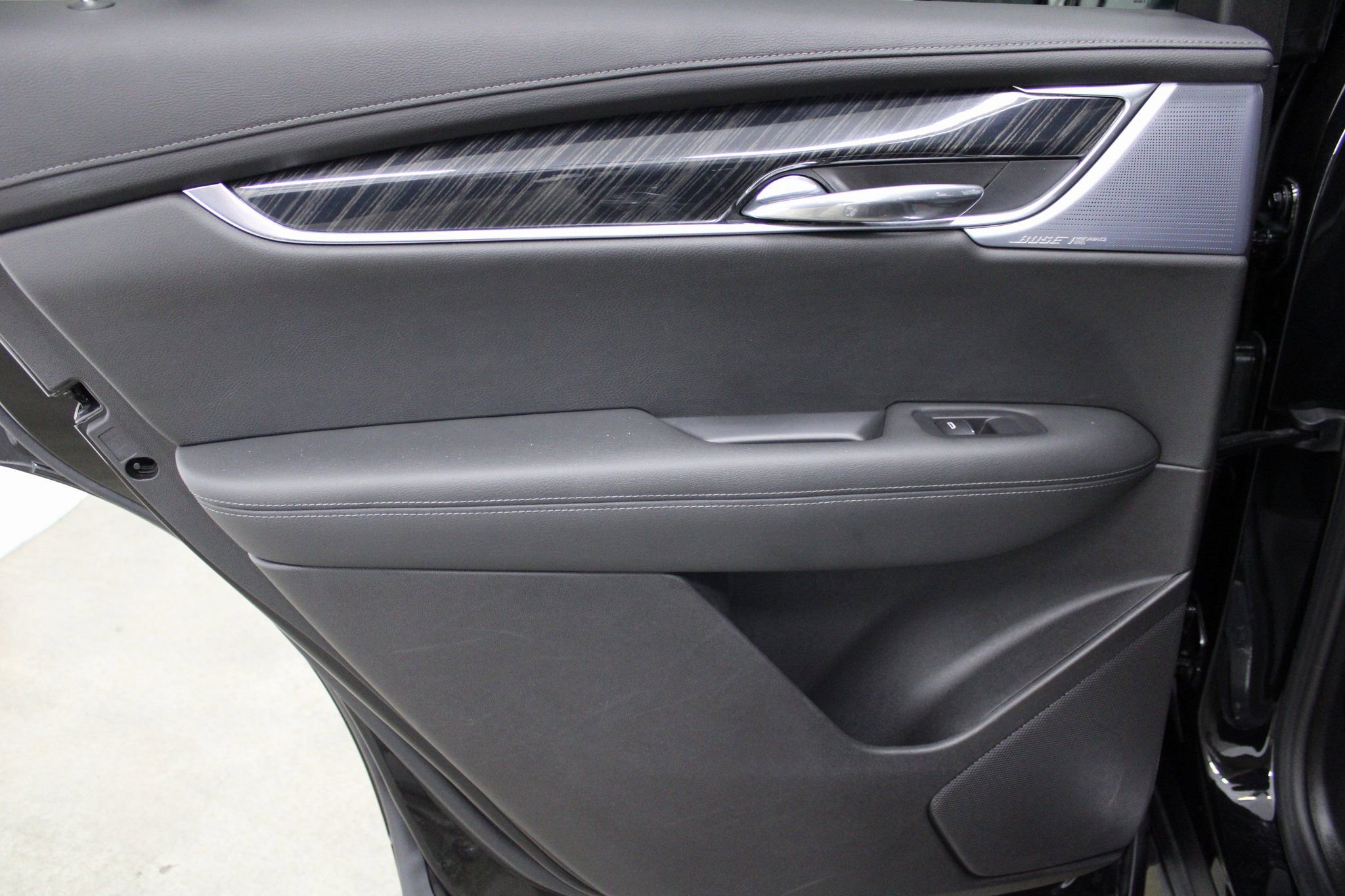 Used 2023 Cadillac XT6 Premium Luxury image 21