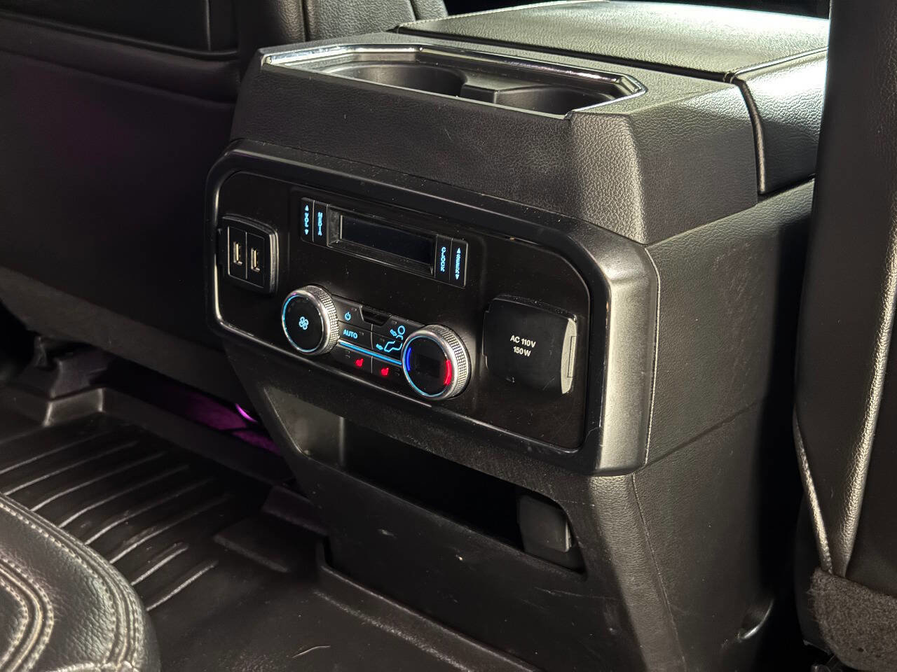 Used 2018 Ford Expedition Limited RWD image 33