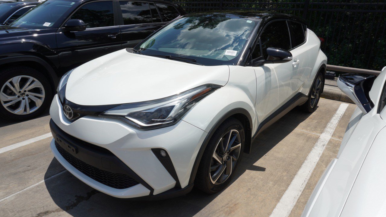 Used 2020 Toyota C-HR Limited FWD image 11