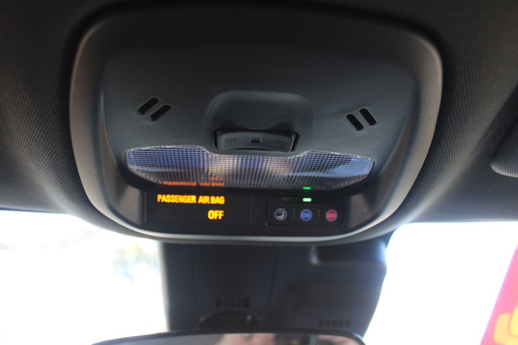 Used 2024 Chevrolet Trax RS image 53