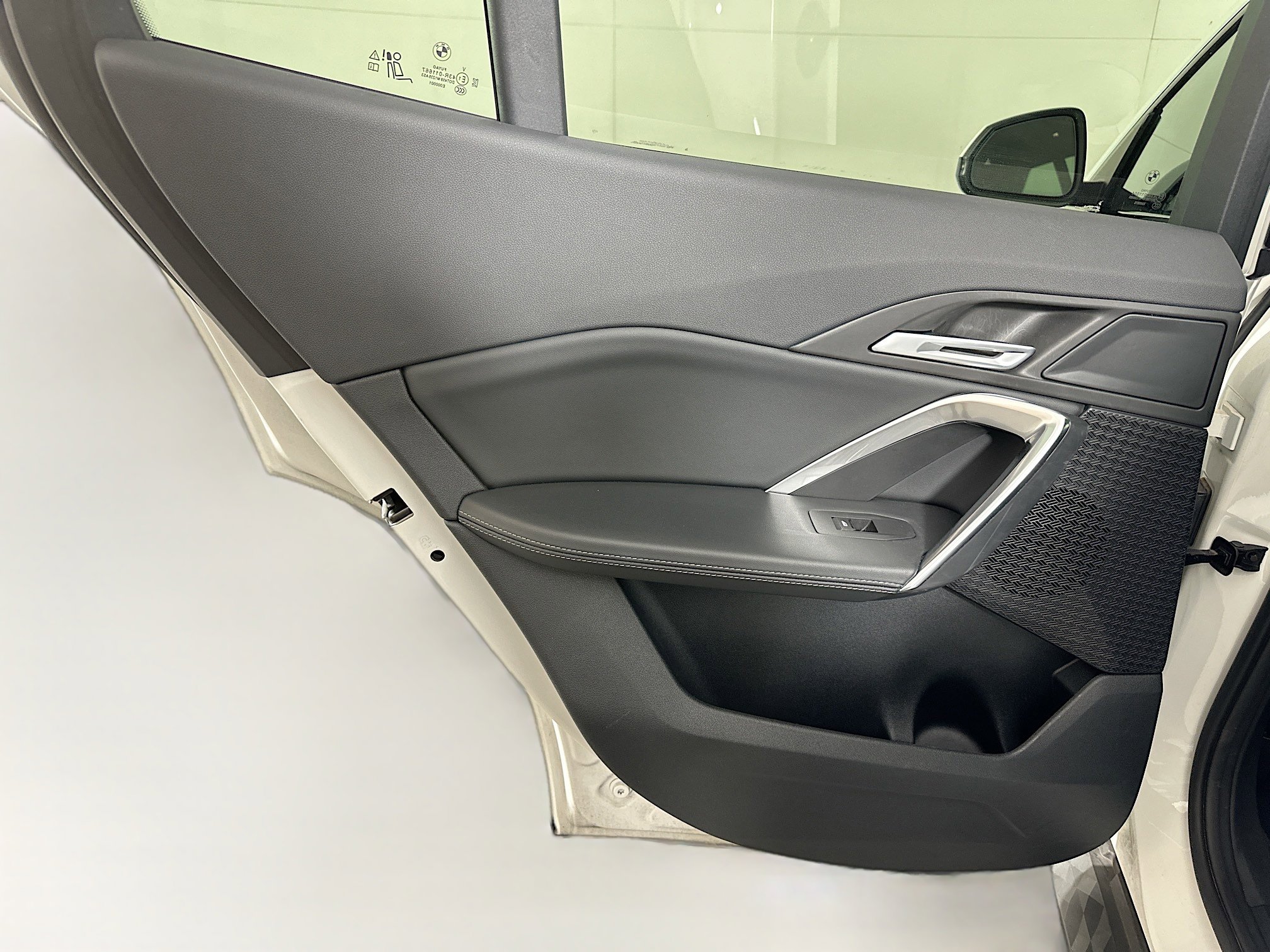 Used 2025 BMW X2 xDrive28i image 26