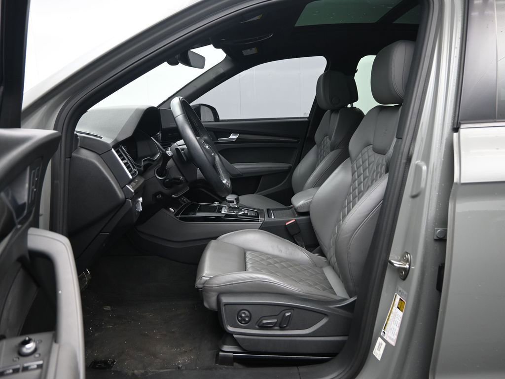 Used 2021 Audi SQ5 Prestige image 26