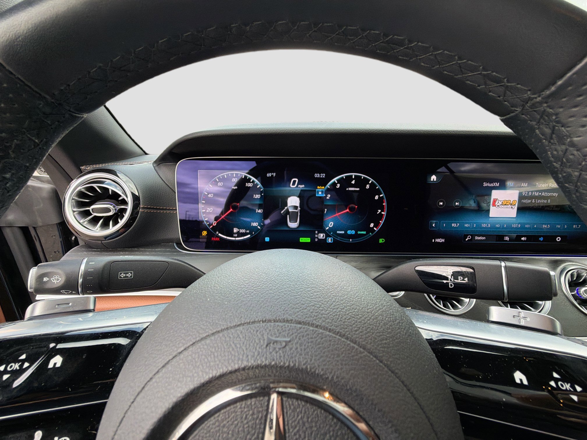 Used 2023 Mercedes-Benz E 450 Cabriolet image 38