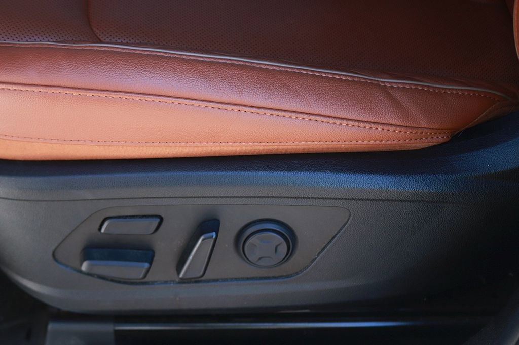 Used 2022 Kia Sorento SX Prestige w/ Rust Color Package AWD/4WD image 17