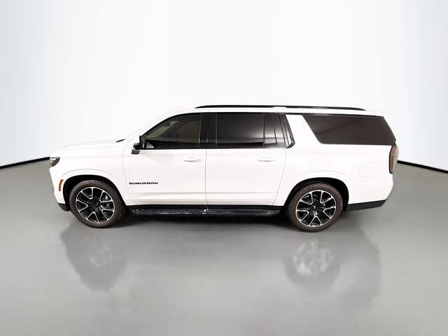 Used 2025 Chevrolet Suburban RST w/ RST Capability Package AWD/4WD image 5