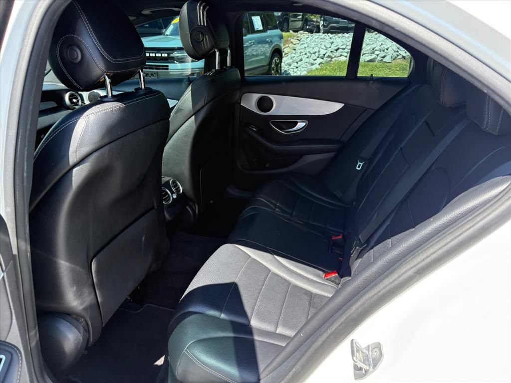 Used 2019 Mercedes-Benz C 300 Sedan image 18