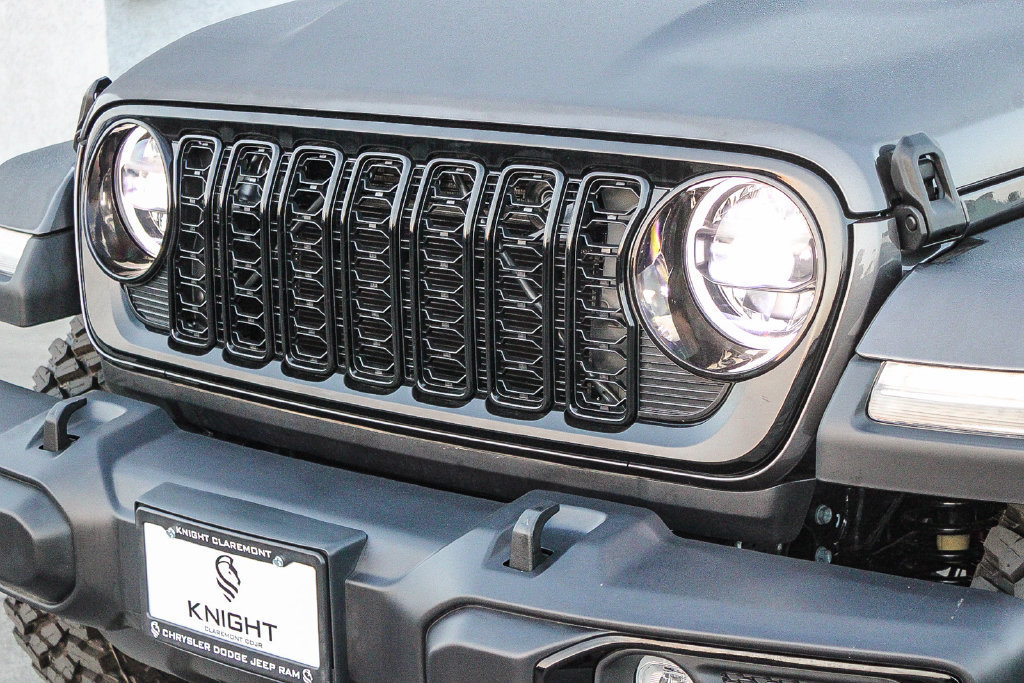 New 2026 Jeep Gladiator Sport AWD/4WD image 6