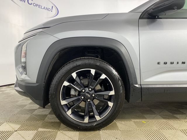 Certified 2025 Chevrolet Equinox RS w/ Safety and Technology Package AWD/4WD image 29