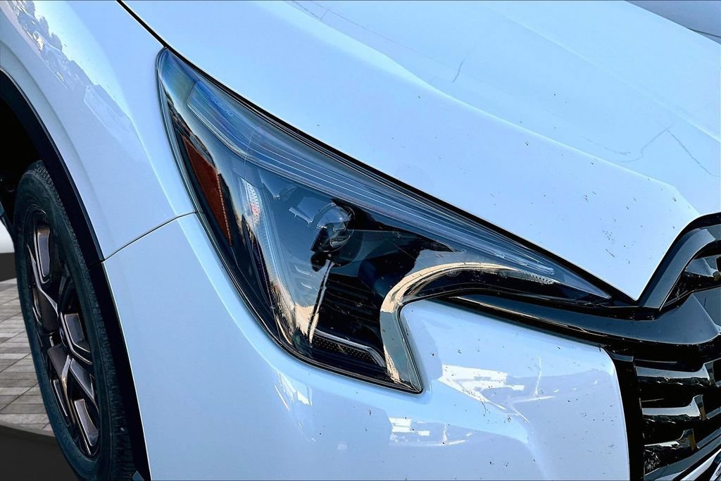 Certified 2026 Subaru Ascent Limited Bronze AWD/4WD image 25
