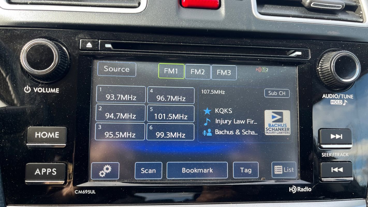 Used 2017 Subaru Crosstrek 2.0i Premium image 12