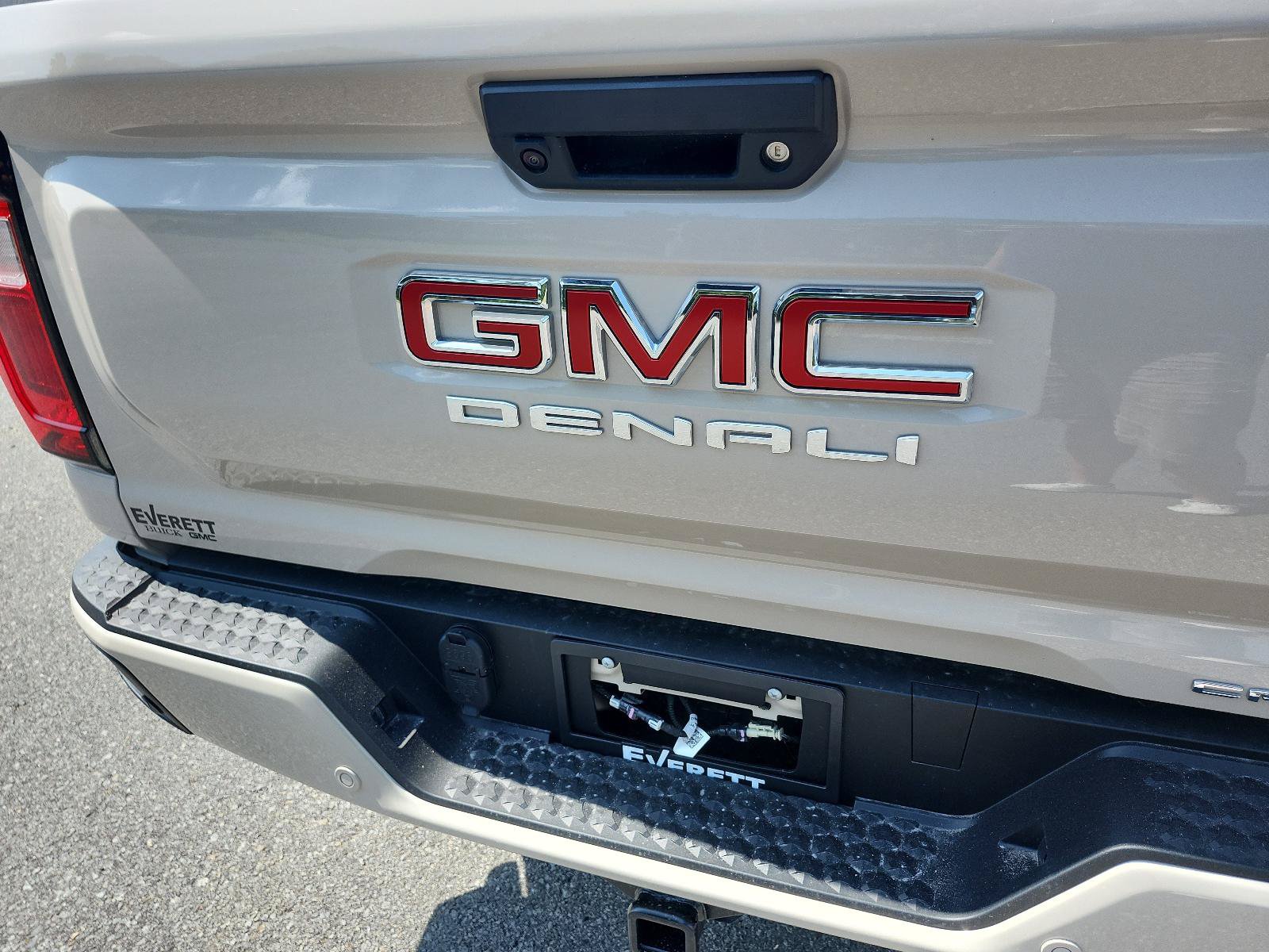 New 2026 GMC Canyon Denali AWD/4WD image 4
