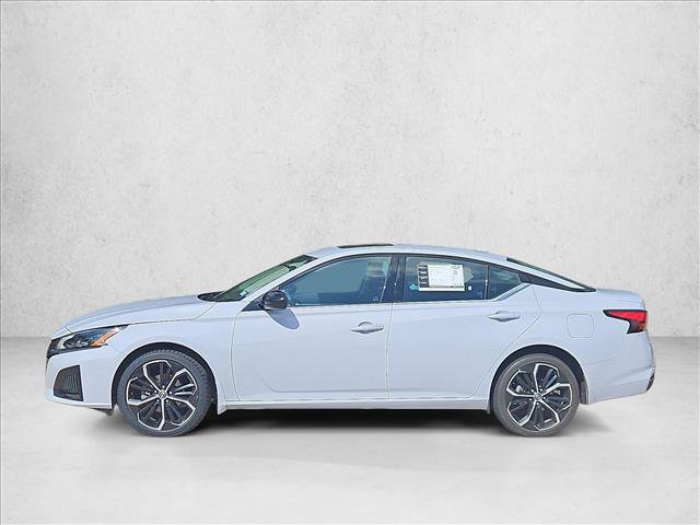 Used 2023 Nissan Altima 2.5 SR w/ SR Premium Package AWD/4WD image 8