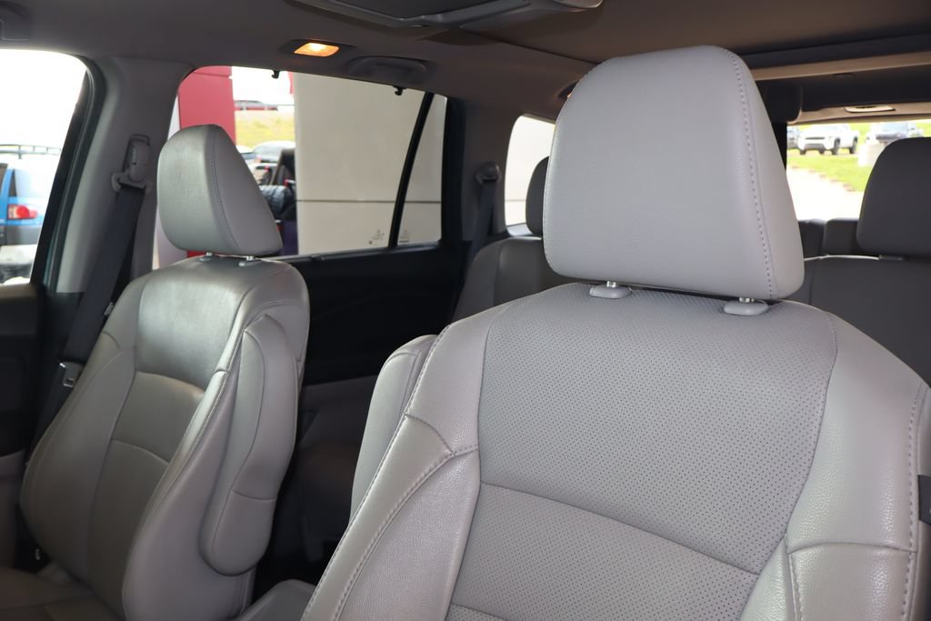 Used 2022 Honda Pilot Elite image 17