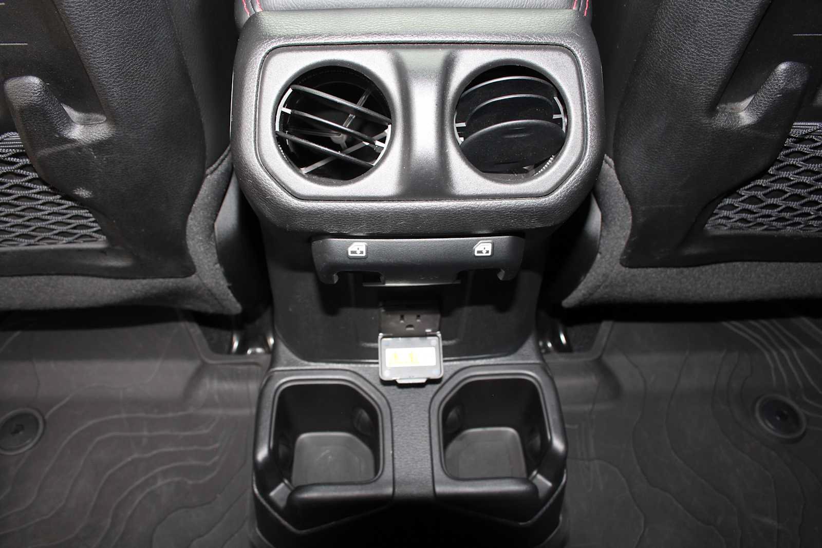 Used 2023 Jeep Gladiator Rubicon w/ LED Lighting Group AWD/4WD image 28