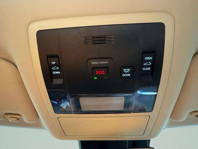 Used 2018 Lexus RX 450hL AWD image 26