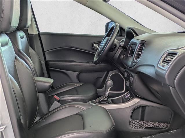 Used 2018 Jeep Compass Latitude w/ Popular Equipment Group FWD image 26
