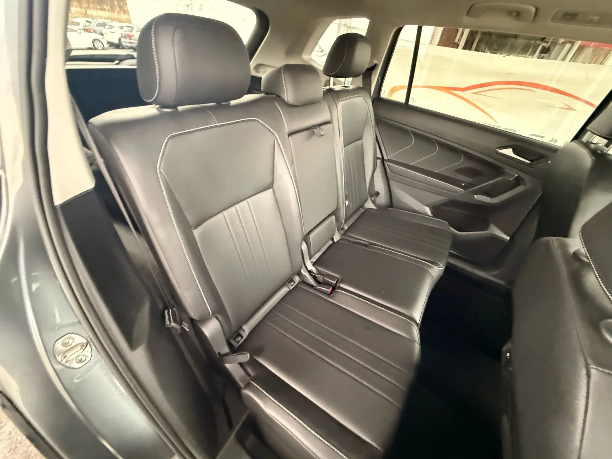 Used 2022 Volkswagen Tiguan SE w/ Panoramic Sunroof Package AWD/4WD image 72