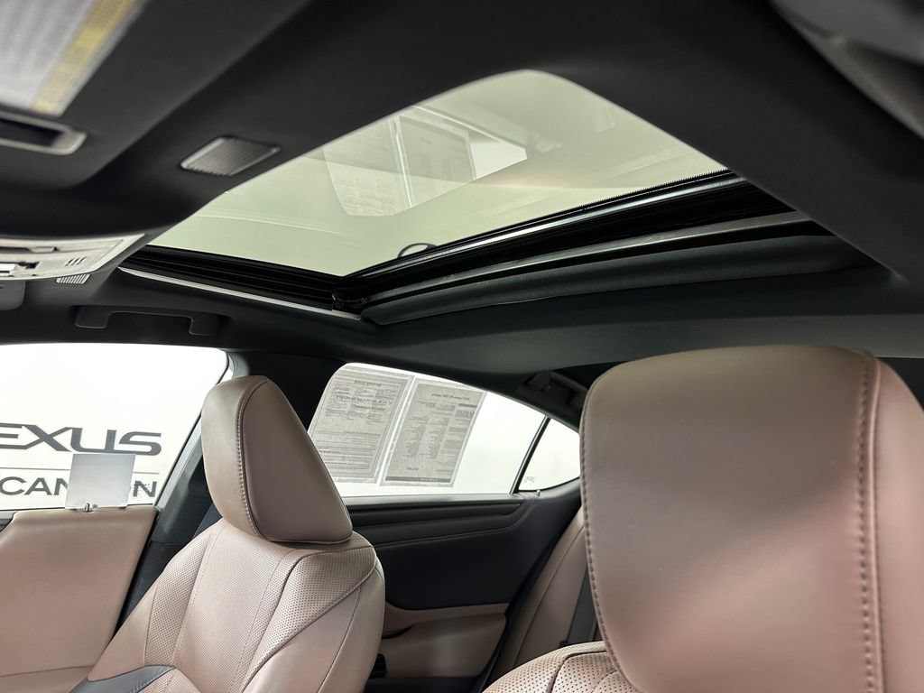 Used 2023 Lexus ES 350 w/ Accessory Package (Z1) FWD image 5