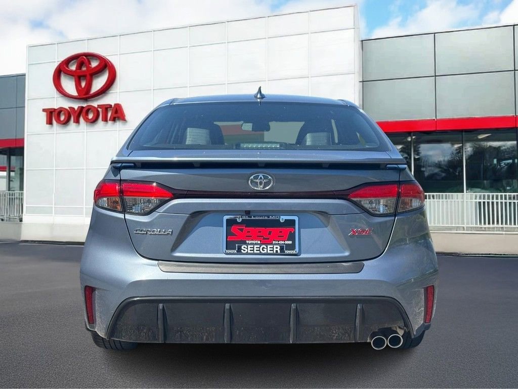 Used 2023 Toyota Corolla XSE FWD image 5
