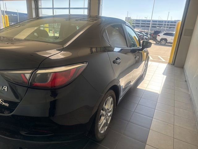 Used 2016 Scion iA FWD image 13