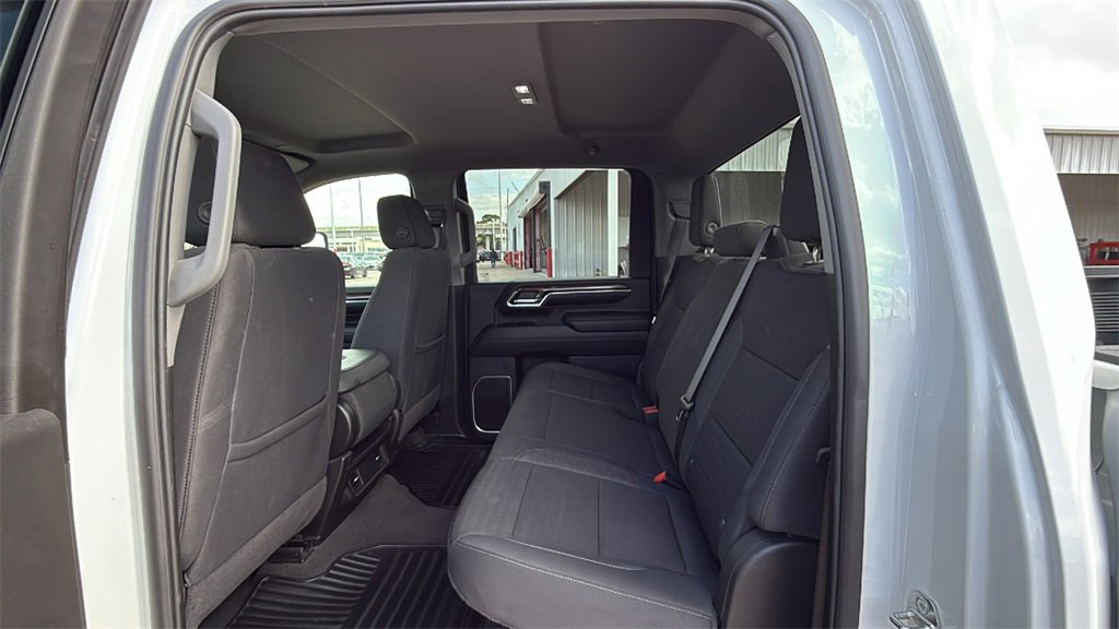 Used 2024 Chevrolet Silverado 2500 LT image 16