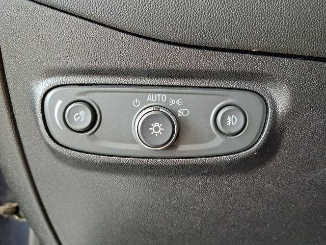 Used 2019 Chevrolet Equinox Premier FWD image 13