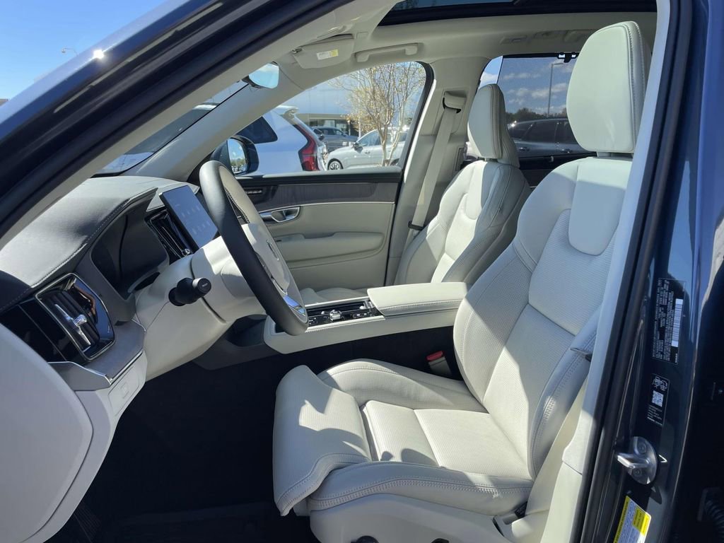 New 2026 Volvo XC90 B6 Ultra w/ Protection Package image 8