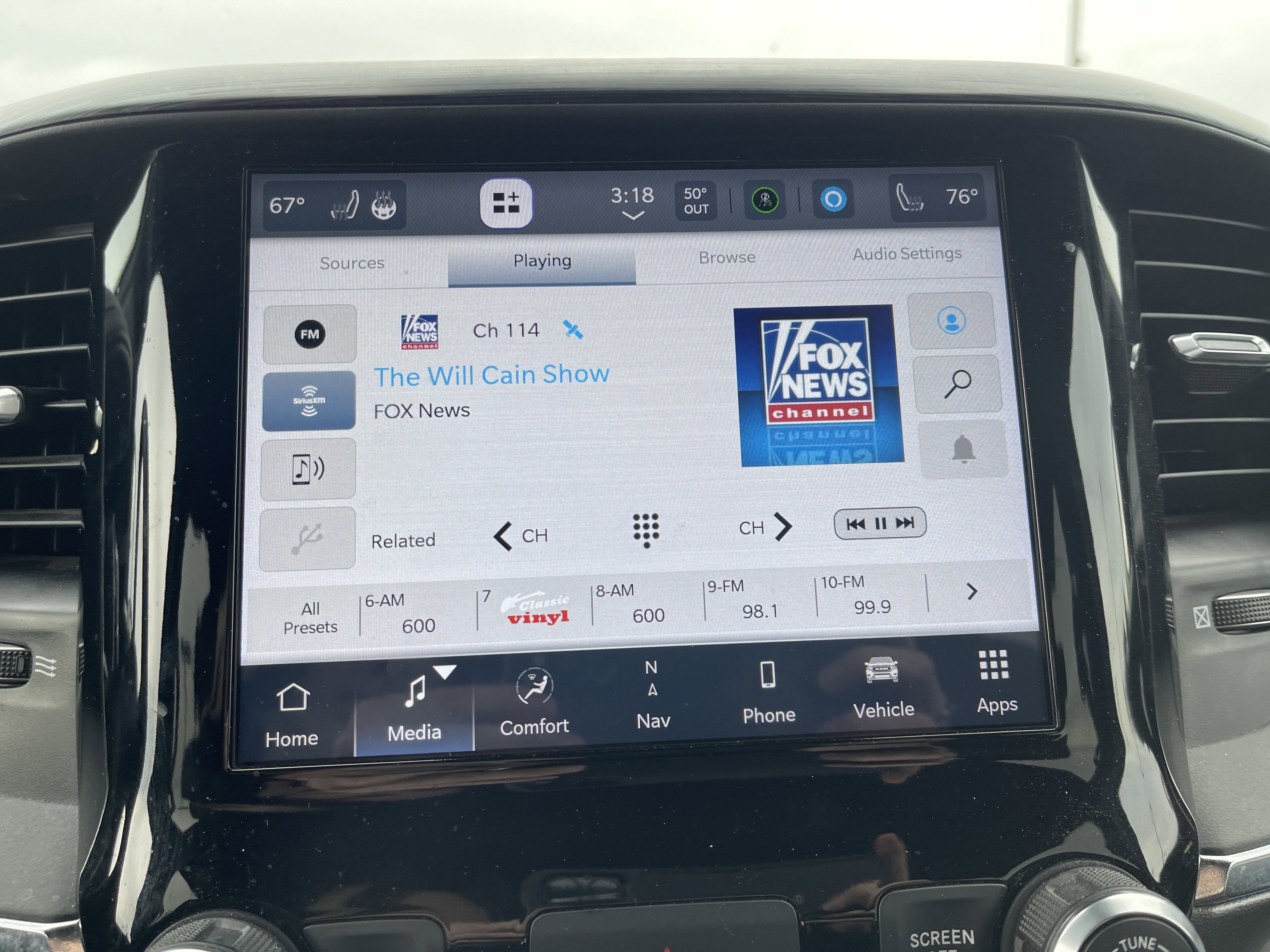 Used 2024 RAM 1500 Laramie image 32