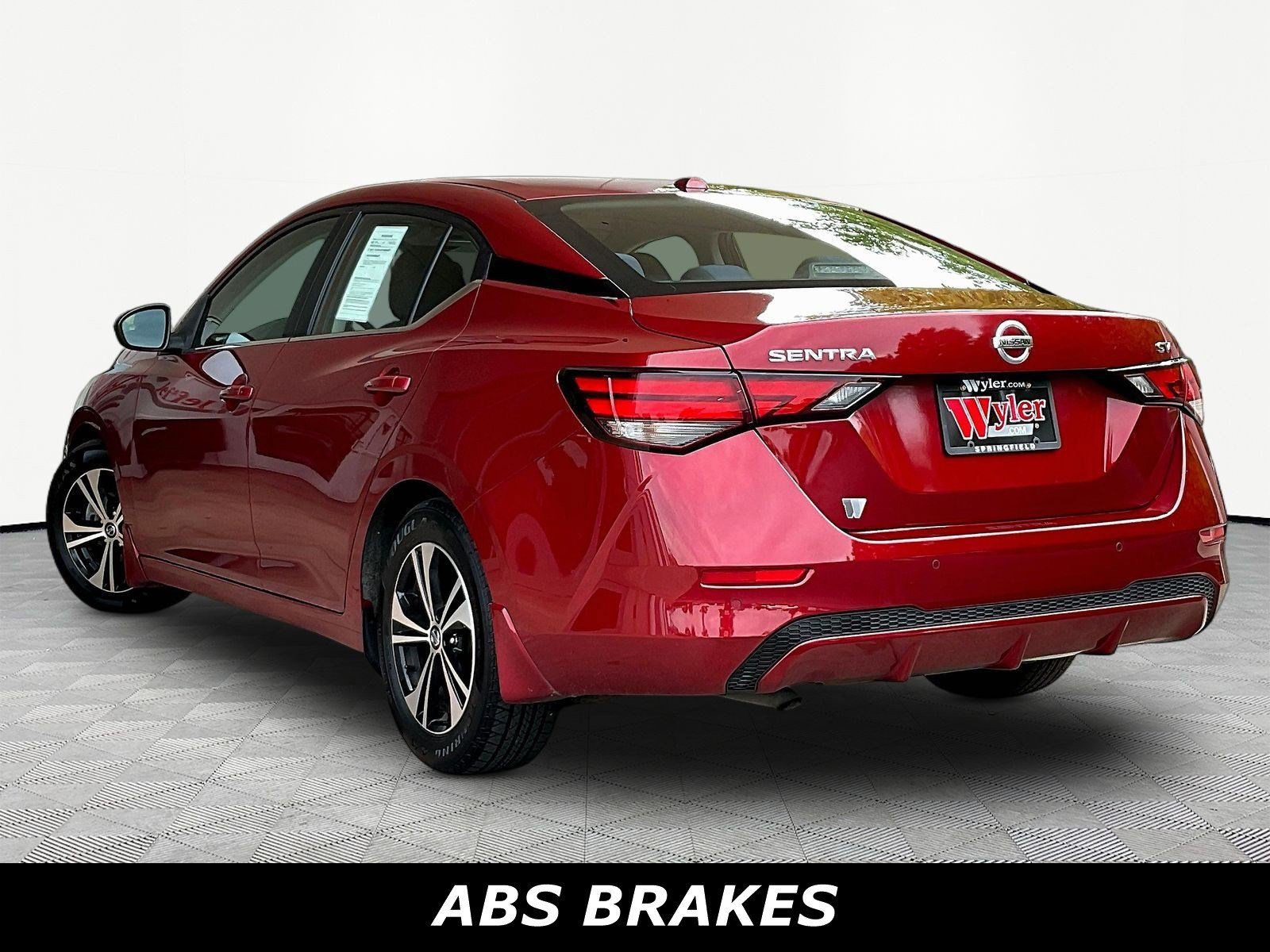 Used 2021 Nissan Sentra SV FWD image 4