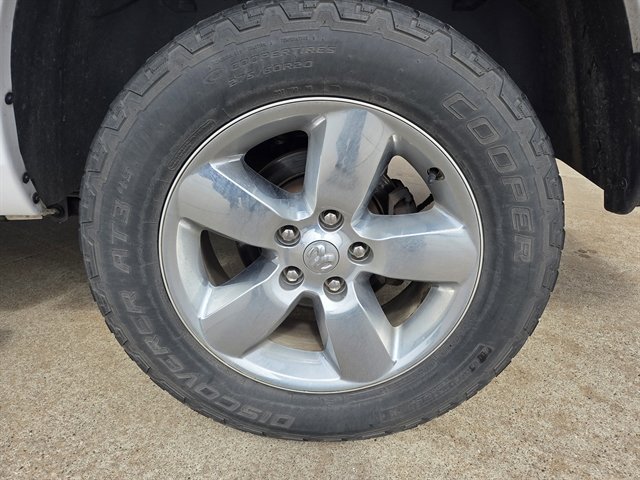 Used 2017 RAM 1500 Big Horn AWD/4WD image 9
