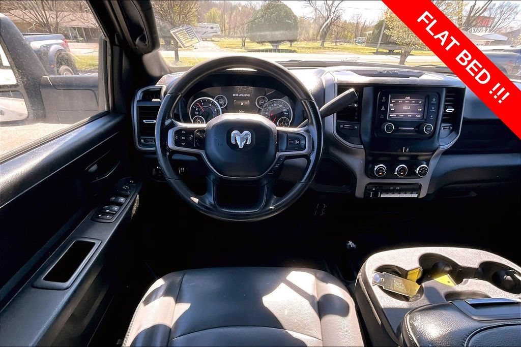 Used 2024 RAM 3500 Tradesman w/ Chrome Appearance Group AWD/4WD image 5