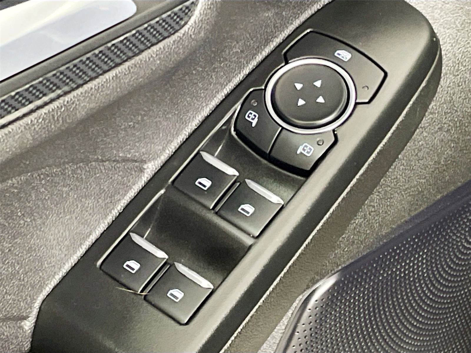 Used 2024 Ford Escape ST-Line Select w/ Tech Pack #1 image 21