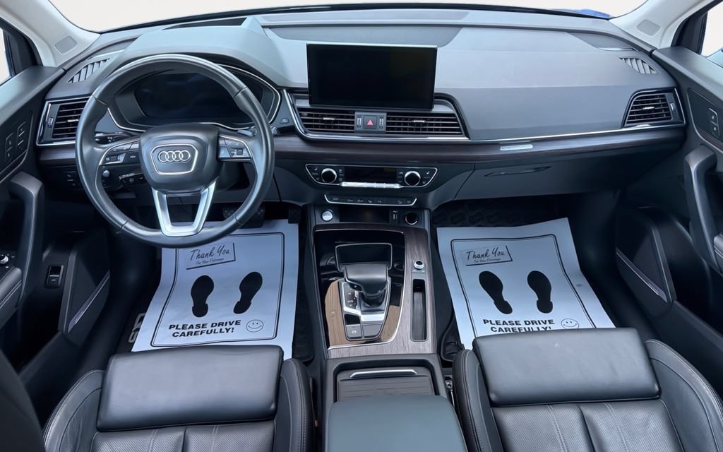 Used 2021 Audi Q5 Prestige w/ Prestige Package AWD/4WD image 16