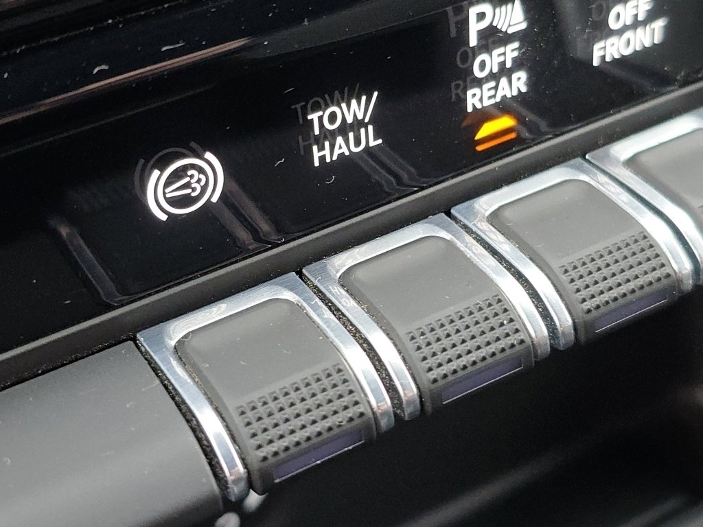 Used 2023 RAM 2500 Big Horn w/ Level 2 Equipment Group image 9